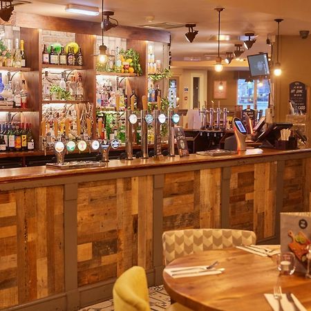 The Caledonian Hotel Leven  외부 사진