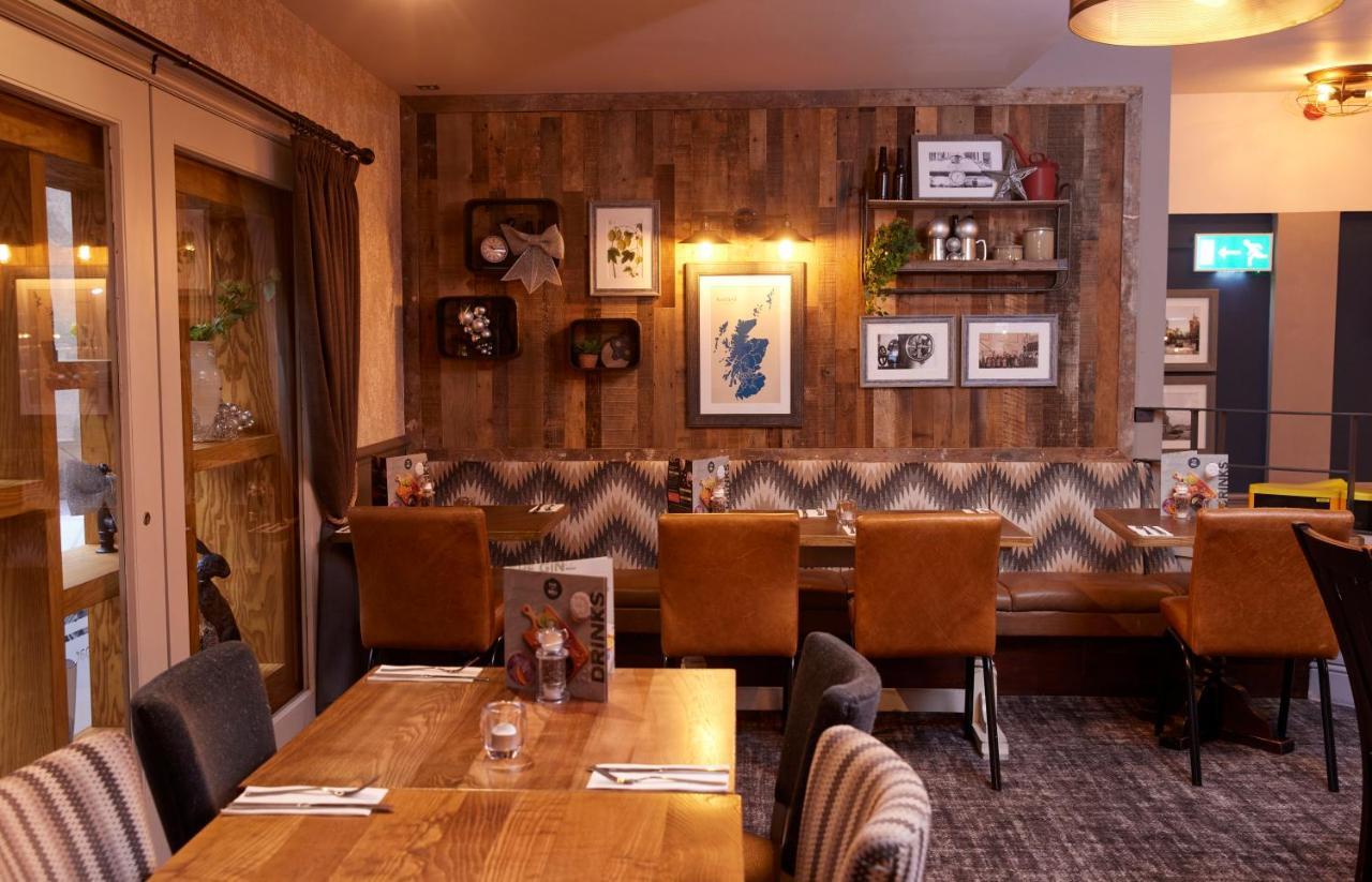 The Caledonian Hotel Leven  외부 사진