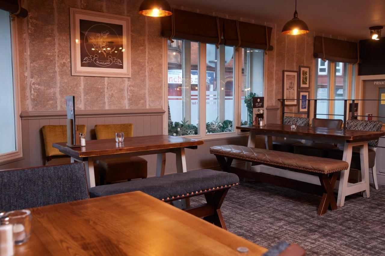 The Caledonian Hotel Leven  외부 사진