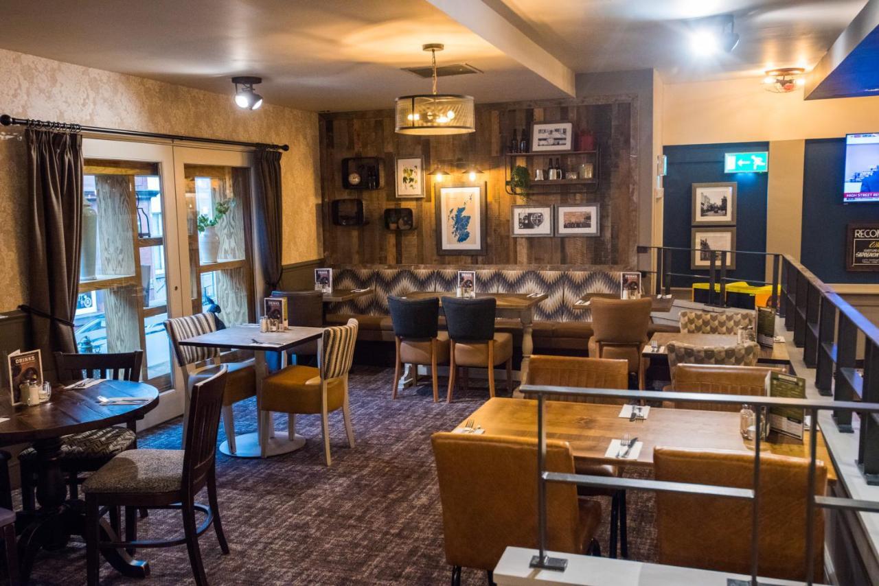 The Caledonian Hotel Leven  외부 사진
